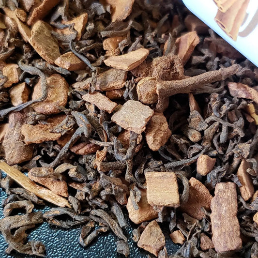 Cinnamon Tea..loose leaf tea made with premium black tea and cinnamon pieces Kimberlys Kupboard